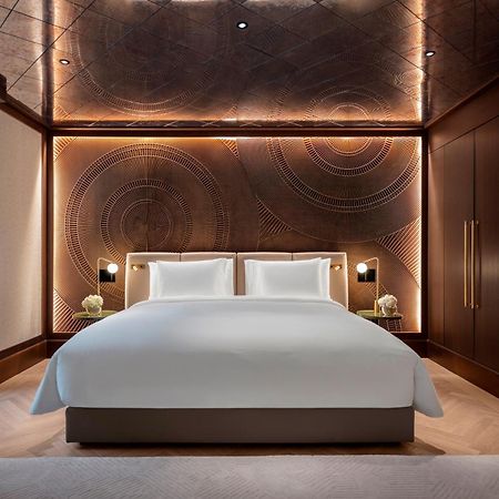 Almanac Palais Vienna Hotel Exterior foto A bedroom at The Edition