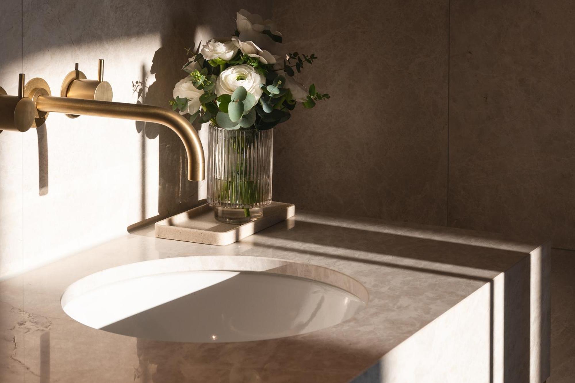 Almanac Palais Vienna Hotel Exterior foto A 3D rendering of a bathroom